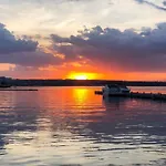 Flat Lakeside -Vista Para O Lago C17