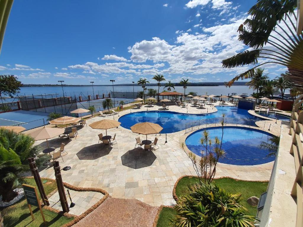 Flat Lakeside -vista O C17 * Brasília